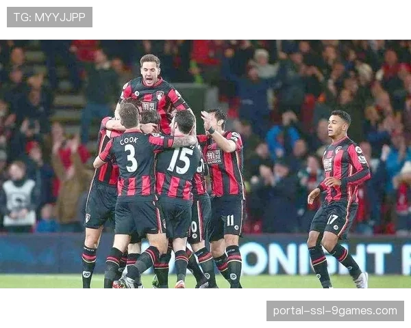 评论:客场挑战伯恩茅斯,曼联的防守结构将迎来严峻考验